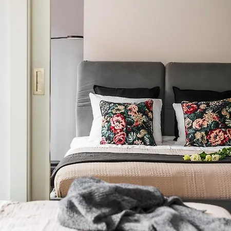 Penthouse Ii Harmonica - Loftaffair *